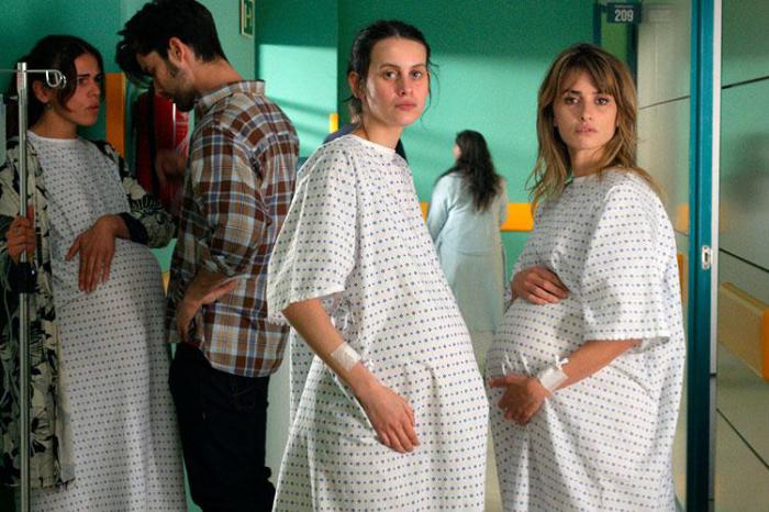Madres paralelas , de Pedro Almodóvar, un drama sobre la maternidad y la memoria histórica de un país.