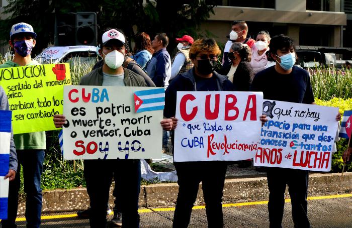 Ahora mismo el Movimiento de Solidaridad con Cuba está muy activo, lo que evidencia el acompañamiento realizado hoy en México al Presidente de Cuba Miguel Díaz-Canel