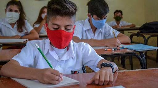 El rigor en las instituciones educacionales y el cumplimiento de las medidas higiénico-sanitarias para evitar la propagación de la pandemia de la COVID-19 serán elementos fundamentales para garantizar la continuidad presencial del curso. A