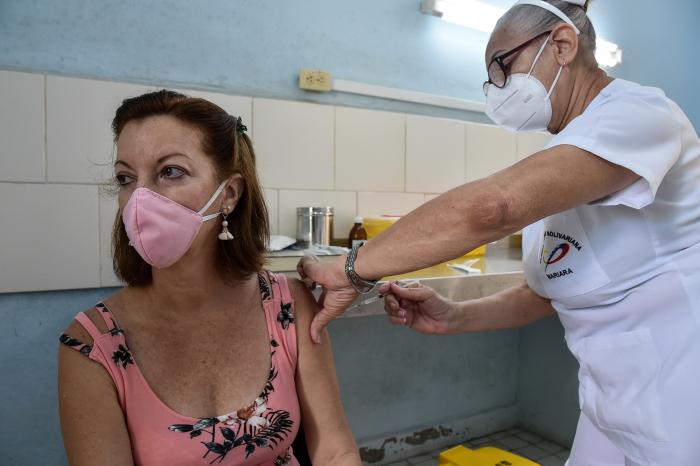 Se está trabajando intensamente en la recuperación de aquellas personas que en el momento que le correspondía su primera, segunda o tercera dosis no pudieron ser vacunados.