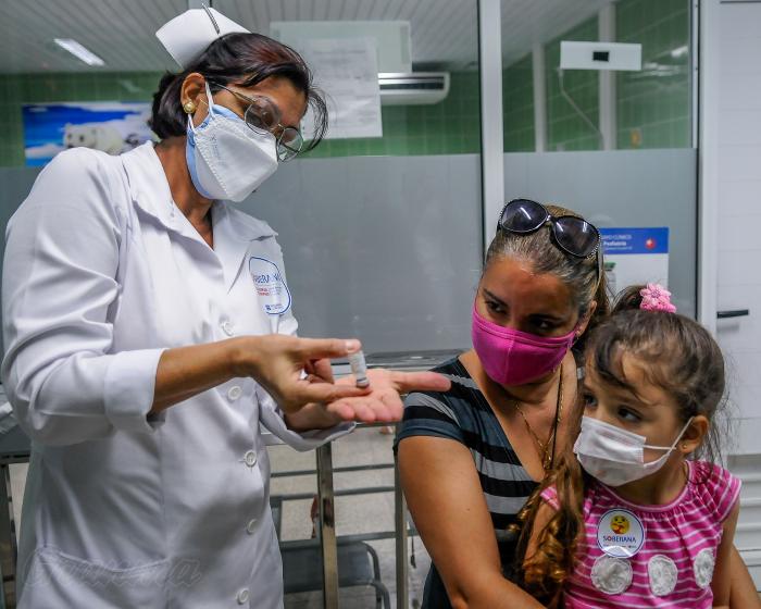 Soberana Plus mostró buenos resultados en los adultos convalecientes. Ahora se prueba en menores de edad. foto: José M. Correa 