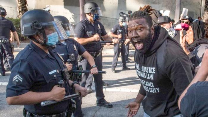 En ee.uu.ison los afroestadounidenses quienes más sufren de violencia policial cada año. FOTO: AFP