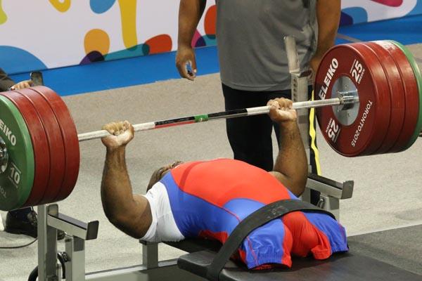 Drake es el único de los asistentes a la cita del orbe que participó en los Juegos Paralímpicos de Tokio, competición en la que finalizó en séptimo lugar.