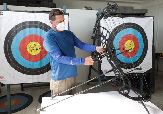 Desde 2010 no se paracticaba la modalidad de arco compuesto en Cuba por falta de recursos.