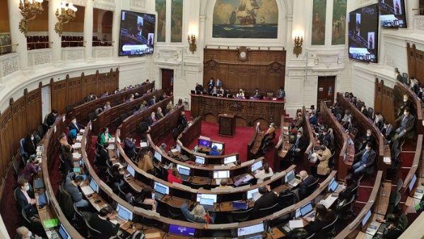 «Por primera vez, los pueblos de Chile nos hemos sentado en una misma mesa», declaró Elisa Loncon. 