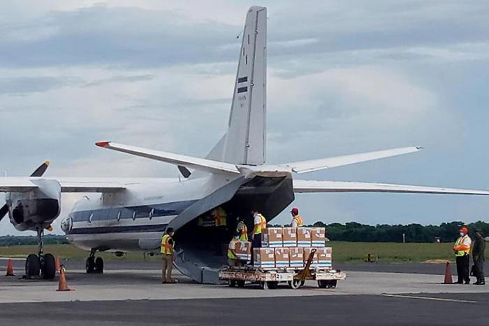 Esta primera entrega está compuesta por un millón de unidades del inmunizante Abdala y 200 mil de la Soberana 02. 