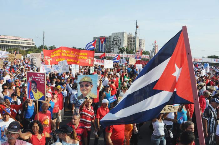 Desfile del 1ro de Mayo en la Plaza de la Revolución