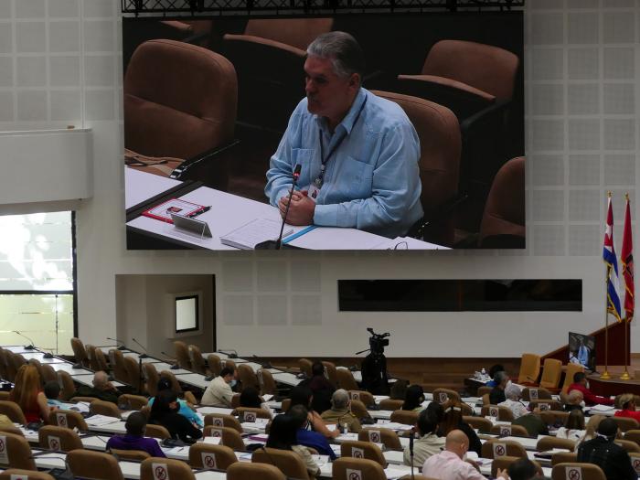 II Pleno del Comité Central del Partido