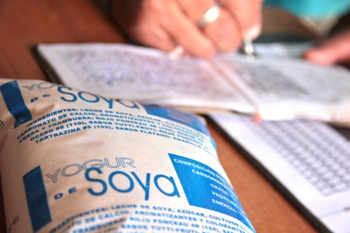 Yogurt de soya comercializado en Cuba