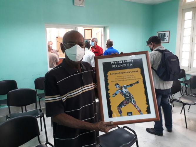 Enrique Figuerola, primer ganador de la encuesta deportiva anual de