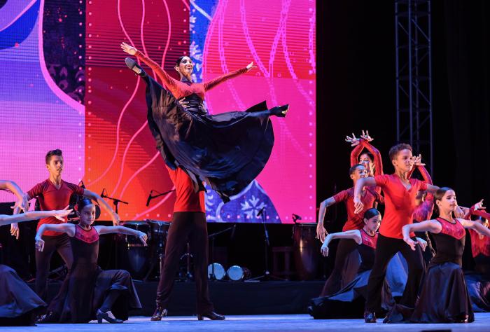 Compaña Lizt Alfonso Dance Cuba durante Gala en Honor a sus majestades los Reyes de España, en el Gran Teatro de La Habana 
