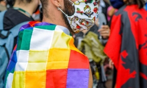 Sentada de los Pañuelos Rojos 