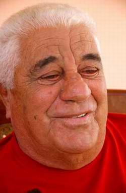 Urbano González