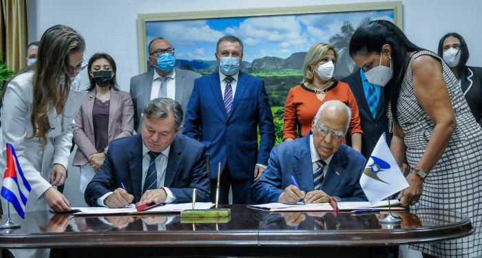 Conversaciones y firma de acuerdo entre Cuba y la comisión económica euroasiática.