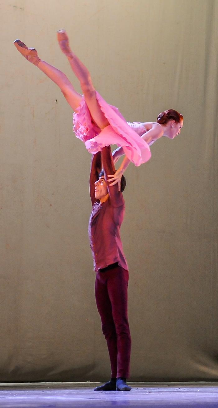 Gala homenaje del Ballet Nacional de Cuba en saludo al 45 Aniversario del Poder Popular, en la Sala Cobarrubias del Teatro Nacional de Cuba