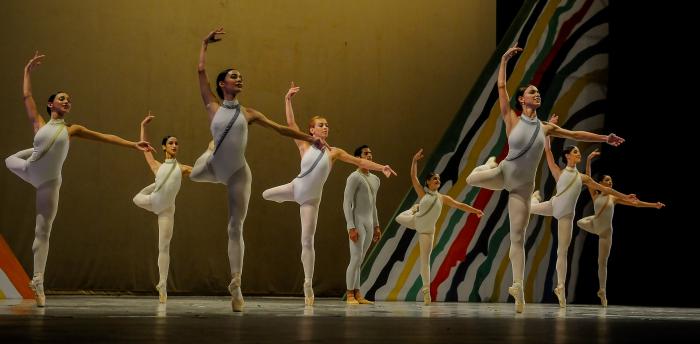 Gala homenaje del Ballet Nacional de Cuba en saludo al 45 Aniversario del Poder Popular, en la Sala Cobarrubias del Teatro Nacional de Cuba