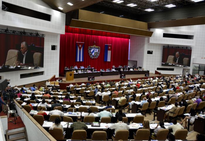 8vo Perìodo Ordinario de Sesiones de la IX Legislatura, con la presencia de Miguel Díaz-Canel Bermúdez, Primer Secretario del Partido y Presidente de la República de Cuba; Esteban Lazo Hernández, Presidente de la ANPP y del Consejo de Estado. Plenario. Inversiòn extranjera