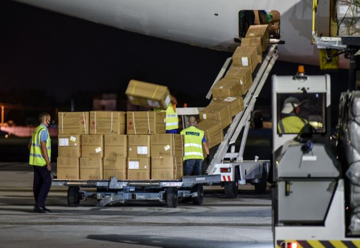 Recibimiento al Avión de China  