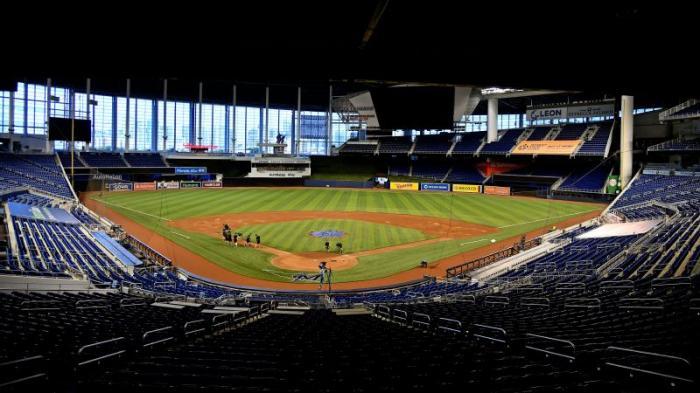 sede de la Serie del Caribe de 2024 al estadio Loan Depot Park, sede de equipo de los Marlins de Miami