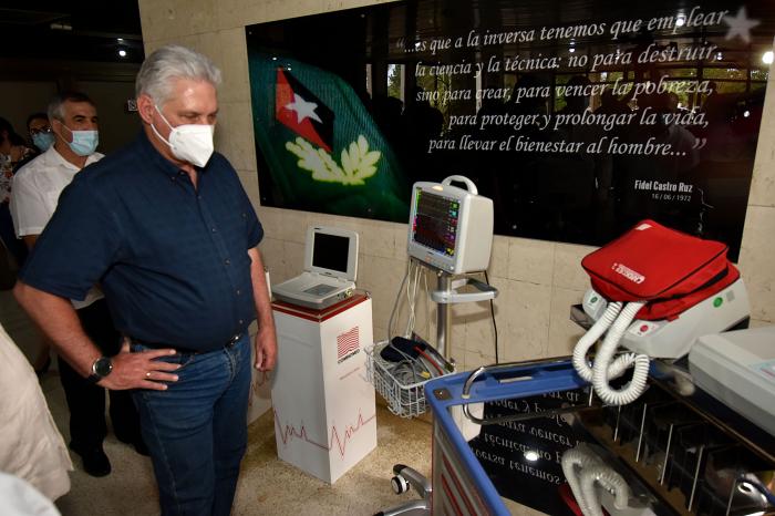 Díaz-Canel en Combiomed.