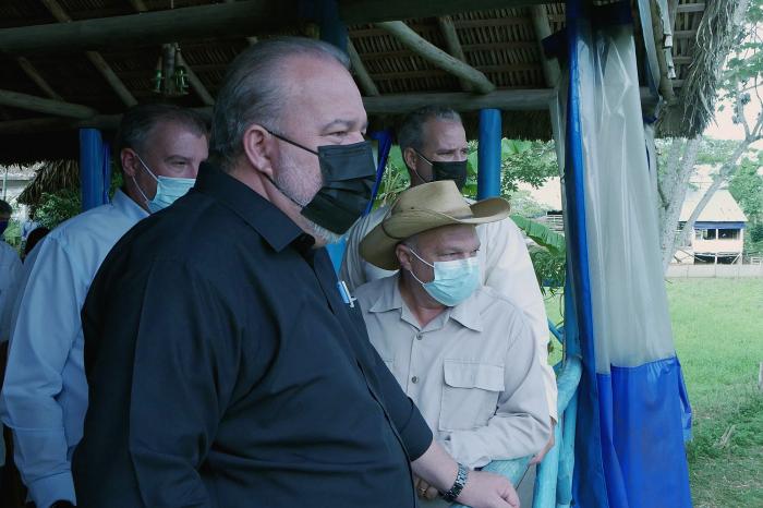 Visita gubernamental a Pinar del Río