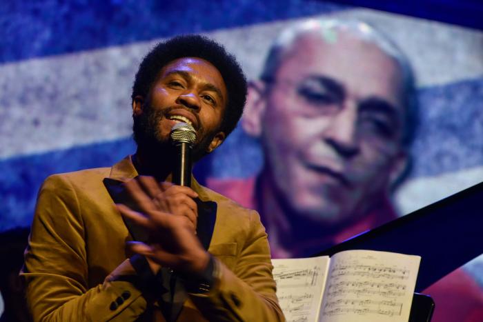 Edición XXXV del Festival Internacional Jazz Plaza 2020, Tributo a Juan Formell, Van Van 50 años con Dayramir González (foto), en la Sala Covarrubias del Teatro Nacional