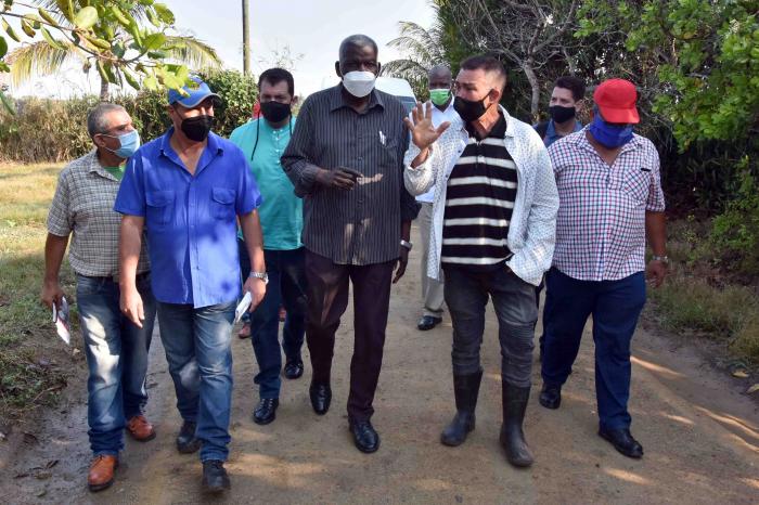 Visita parlamentaria a Camagüey