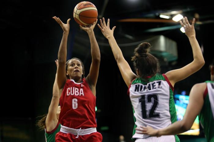 Cuba se despidió este jueves del FIFA AmeriCup femenino de baloncesto con victoria 62-51 ante México. Anisleidy Galindo