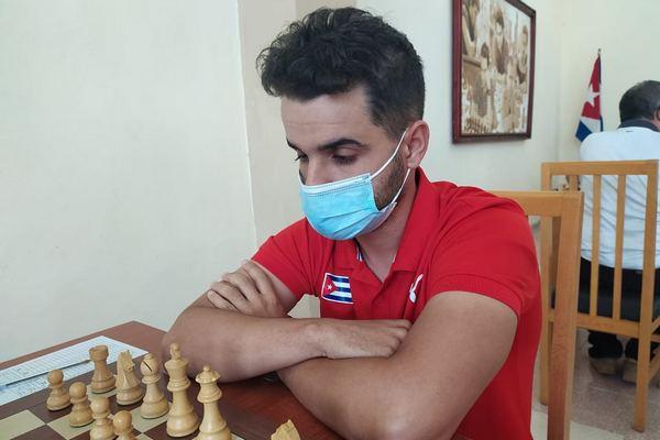Elier MIranda se impuso en su primera presentación ante William Hernández. Foto: Jit