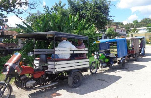 Vehículos de motor, remolques y semirremolques 