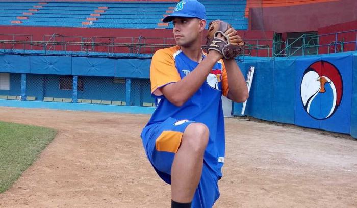 Ariel Zerquera en sesiones de entrenamiento.
foto: Periódico Escambray