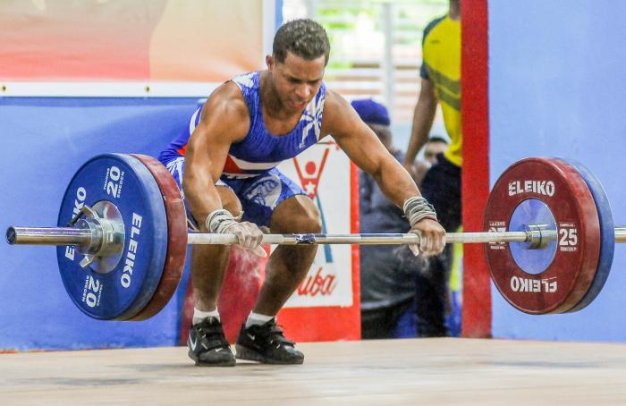 campeonato Panamericano Juvenil de Pesas, en el Inst de Medicina Deportiva, Cerro Pelado, Arley Calderón, integrante equipo Cuba