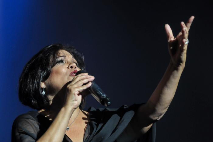 Ivette Cepeda y el grupo Reflexión, ¨Diez Años en Concierto¨, en el Teatro Karl Marx