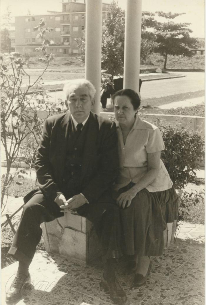 Juan Marinello y su esposa María Josefa Vidaurreta. 
foto: Archivo de Granma 	