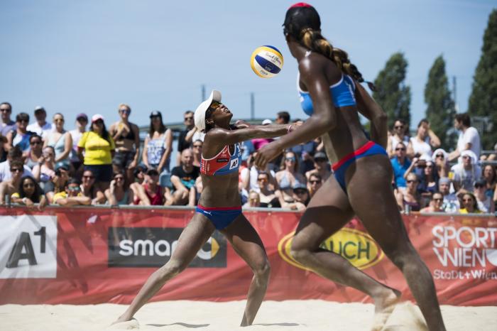 Lidianny Echevarría y Leila Martínez obtuvieron el noveno lugar en el Campeonato del Mundo de 2017. 