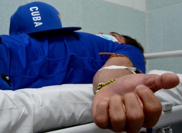 Donación de Sangre de campeones olímpicos Luis Alberto Orta Campeón Olímpico en Lucha Grecorromana en Tokio 2020.