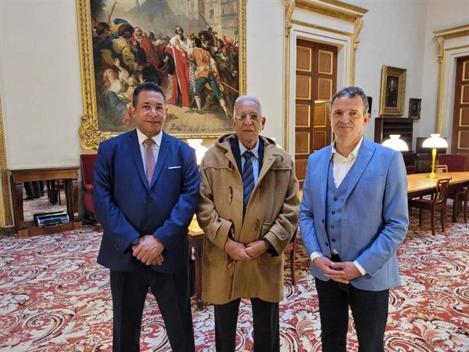 Francia y Cuba estrechan lazos parlamentarios en París