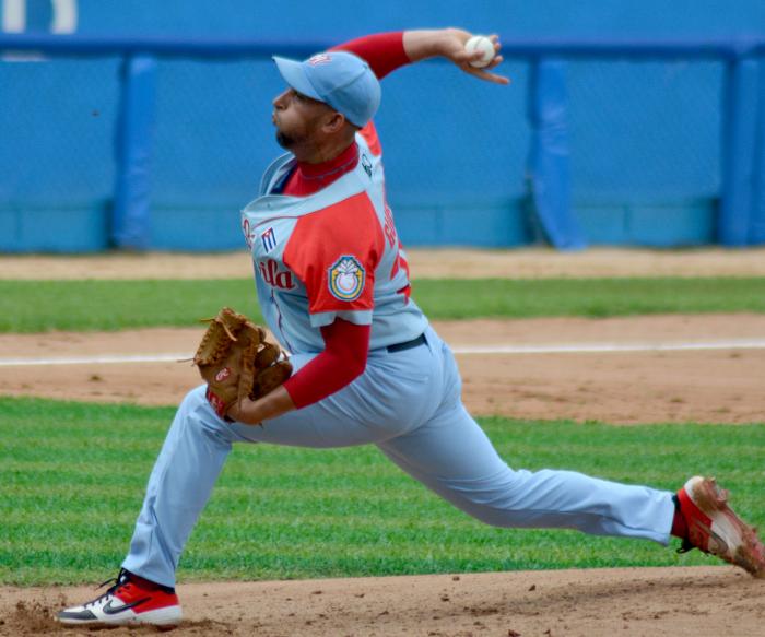 Béisbol Serie 60-IND vs CA. YANDER GUEVARA MORALES