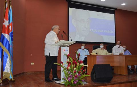 Celebran acto conmemorativo por el 115 aniversario del natalicio de Raúl Roa García