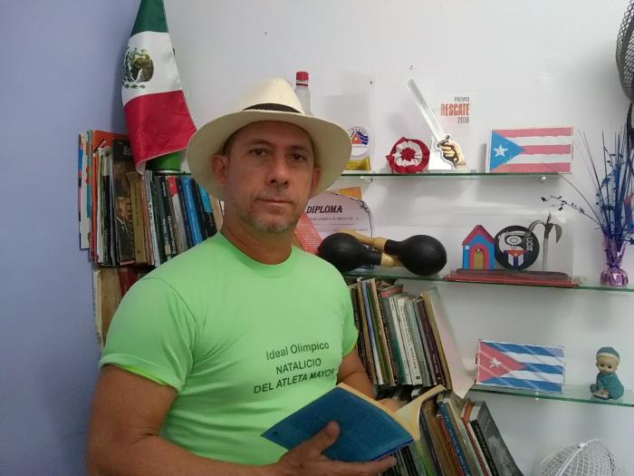 Lázaro Palenzuela, director de la Casa de la Décima de Mayabeque.