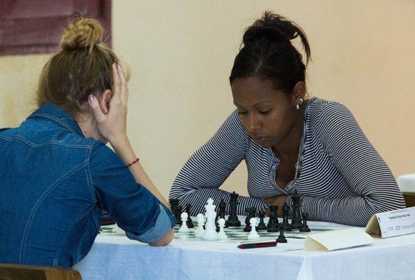 La campeona nacional Yaniela Forgas alcanzó su primera victoria. foto tomada de jit 