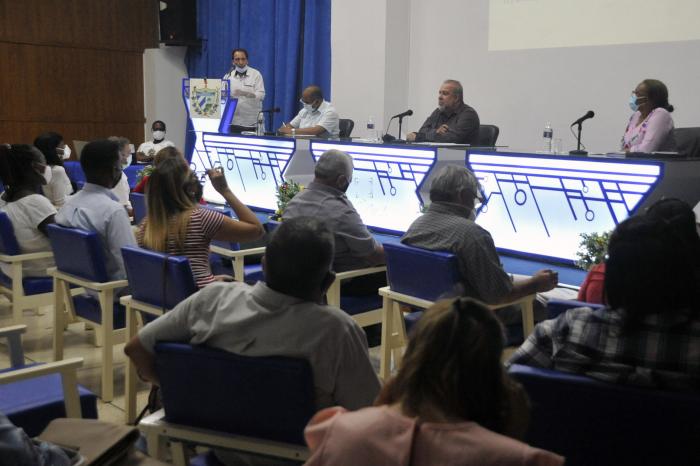 marrero palacio de computacion habana