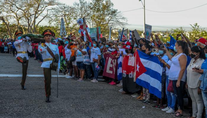 Recuerdan en Cuba aniversario 152 del natalicio del líder soviético Vladimir I. Lenin