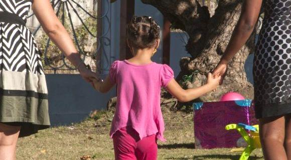Lo básico es el amor en el cuidado y la formación de los niños. foto del autor