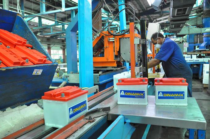 La fábrica de acumuladores ha tenido que sortear no pocos contratiempos tras posponerse las inversiones previstas desde 2019. Foto: Rafael Martínez Arias