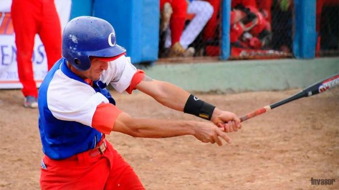 Reinier Vera softbol