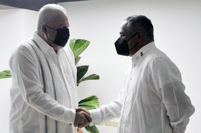 Recibe Primer Ministro cubano a su homólogo de Belice