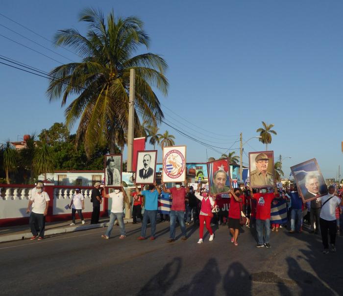 Desfile en Matanzas