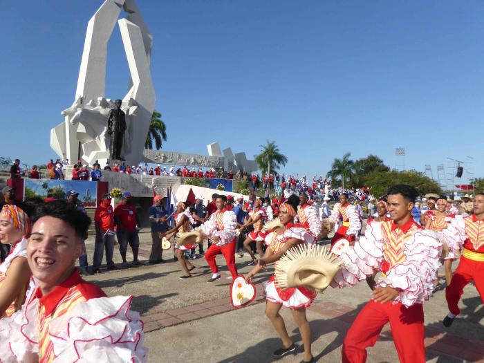 Desfile en Camagüey