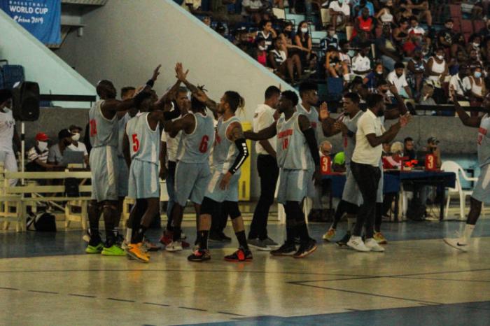 bufalos baloncesto